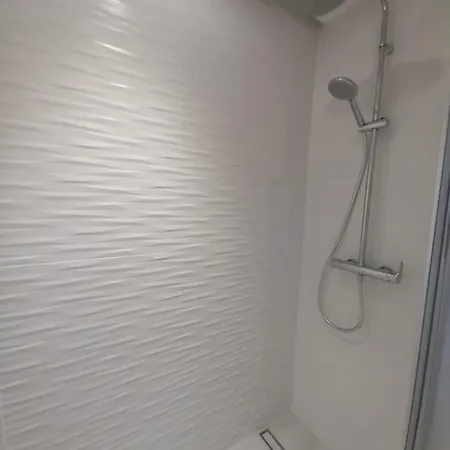 Infinity Vistas Wiffi Y Jacuzzi 펜션 아데제