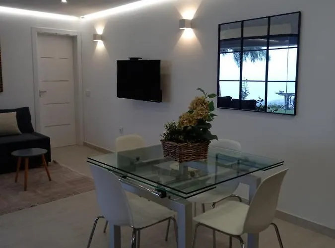 Infinity Vistas, Wiffi Y Jacuzzi * 阿德耶